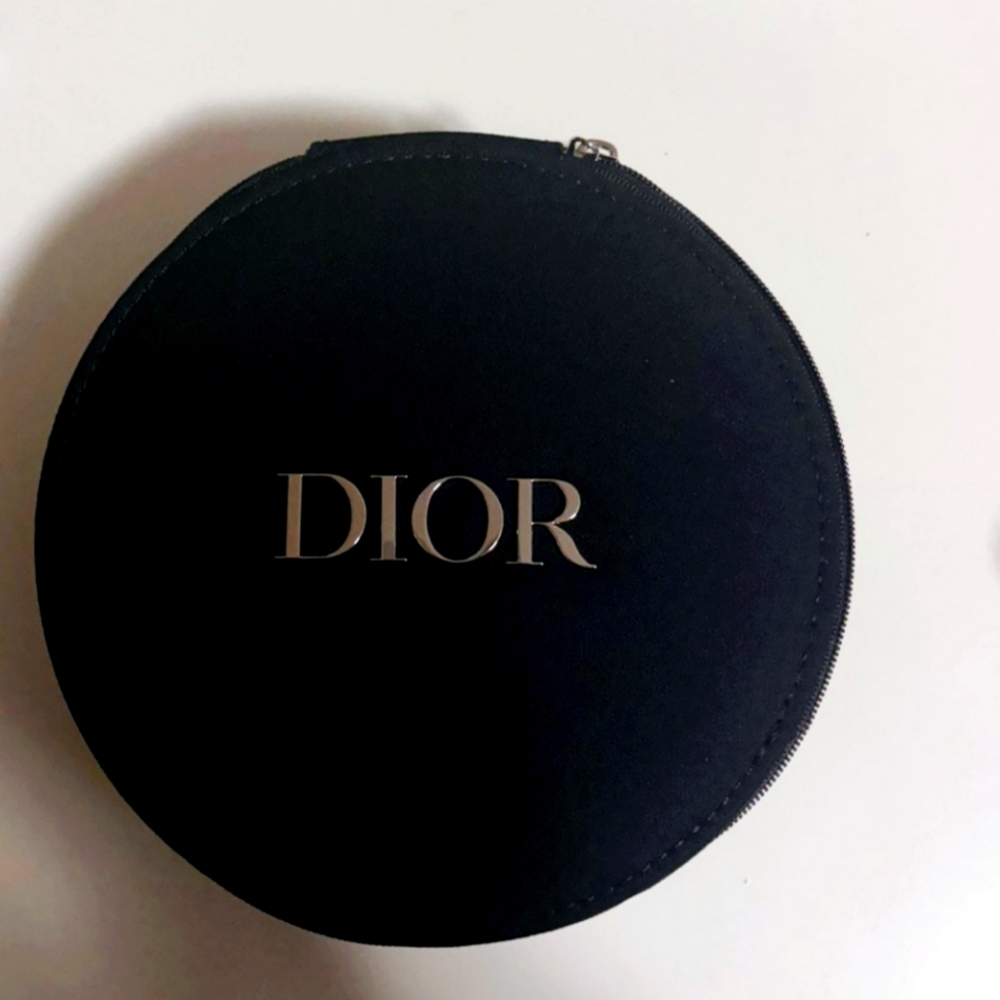 DIOR BEAUTY ROUND VANITY CASE